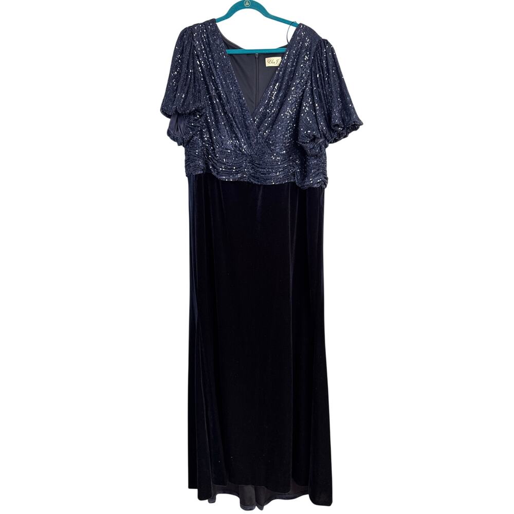 VTG Eliza J Plus Size 22W Sequin Crushed Velvet Gown Maxi Formal Dress With Cape